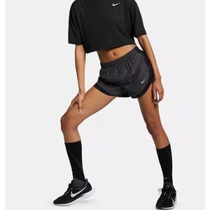 NWT Nike Dri Fit Tempo Running Shorts DB4487-083 Women’s